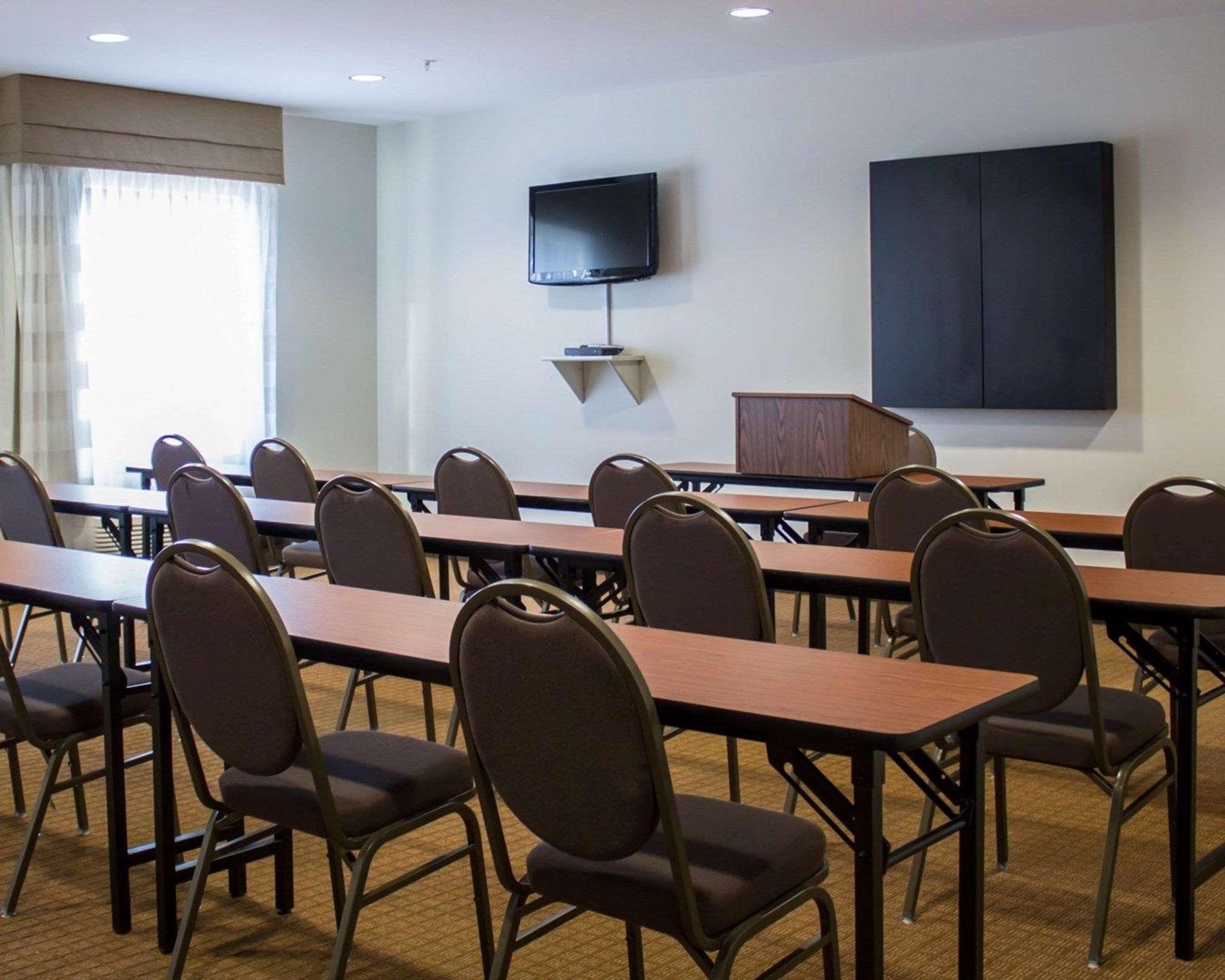 Sleep Inn & Suites Moundsville - Wheeling Dış mekan fotoğraf
