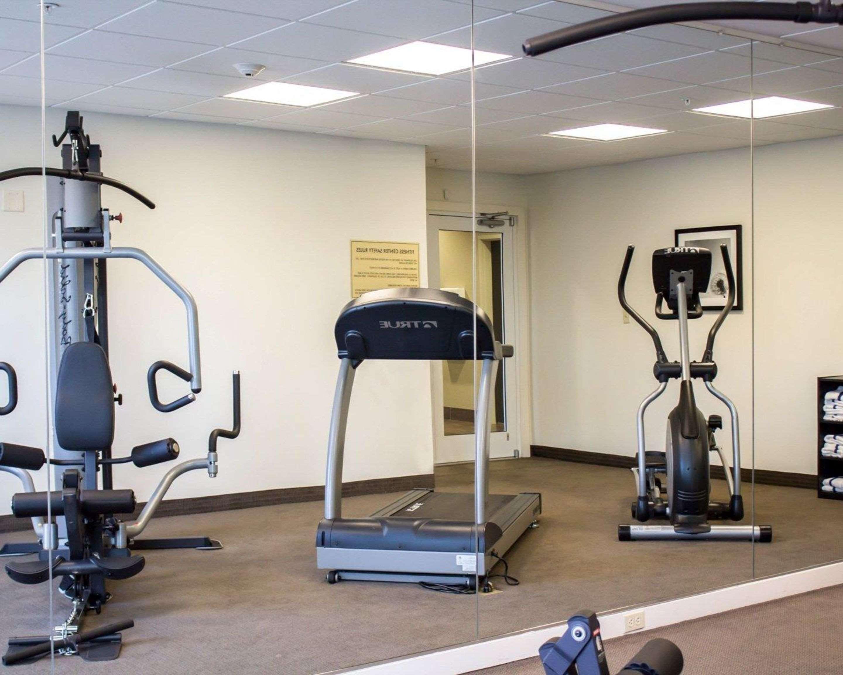 Sleep Inn & Suites Moundsville - Wheeling Dış mekan fotoğraf