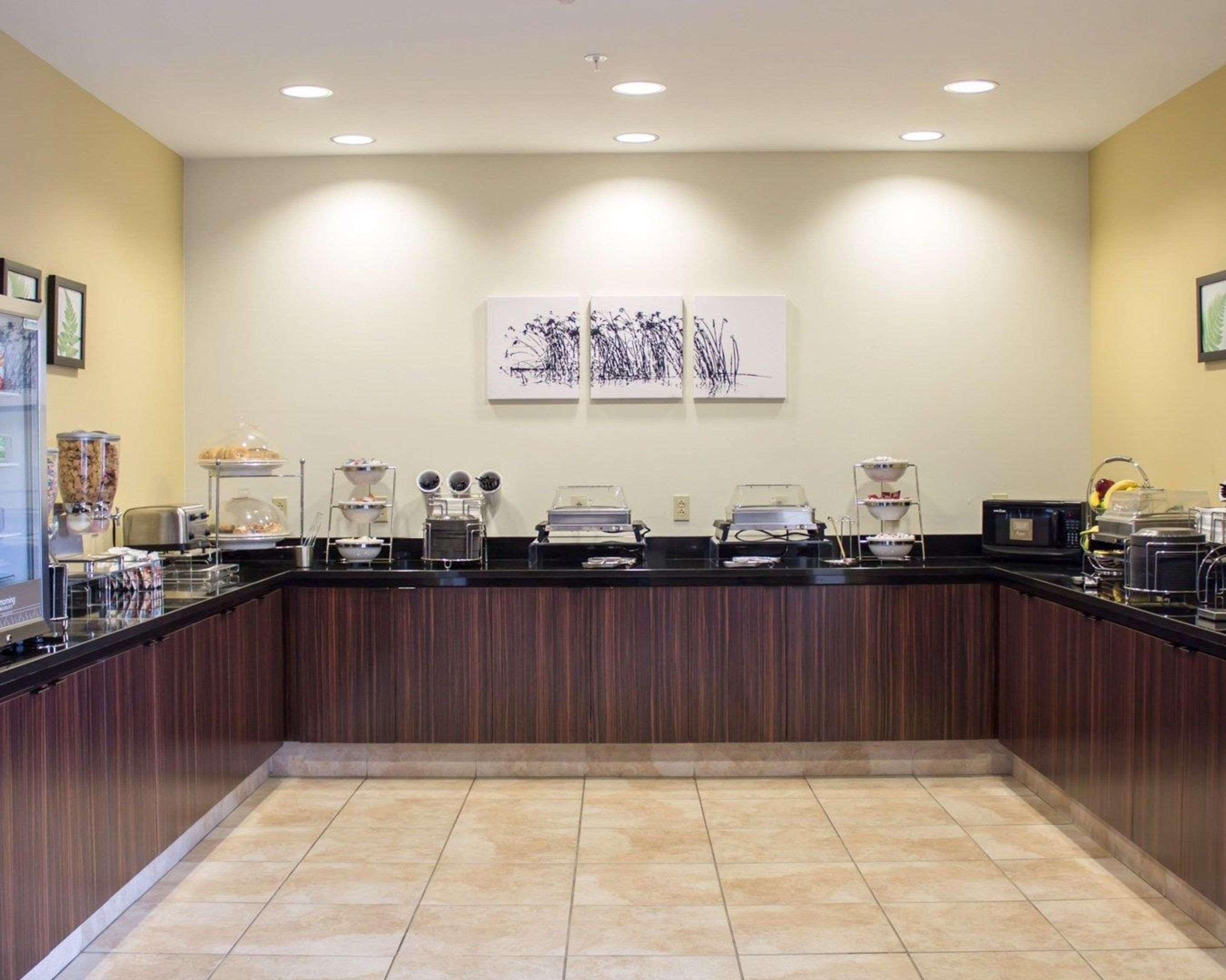 Sleep Inn & Suites Moundsville - Wheeling Dış mekan fotoğraf