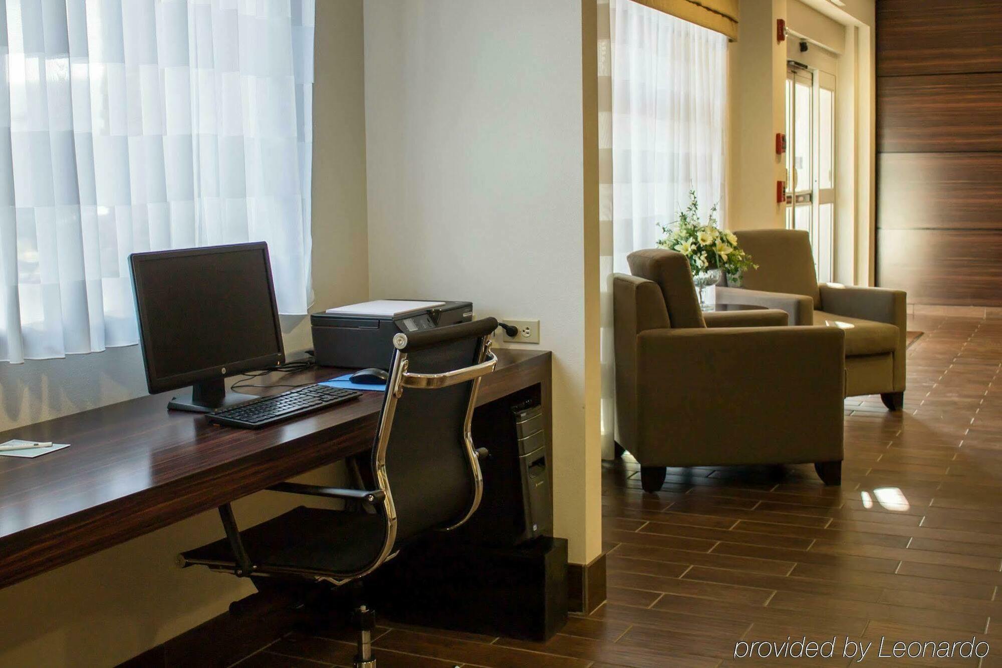 Sleep Inn & Suites Moundsville - Wheeling Dış mekan fotoğraf